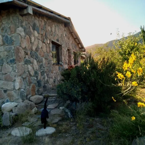 Refugio de Montaña "Casa Chakana ", hótel í Luján de Cuyo