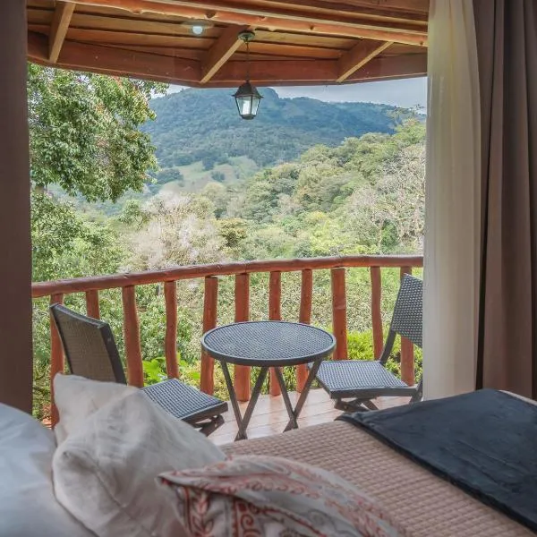 Cedrela Eco-Lodge & Restaurante، فندق في Santa María