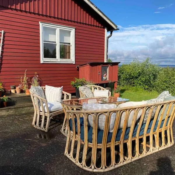 Cozy Hilltop Cottage With Fantastic View, hotell i Skagen