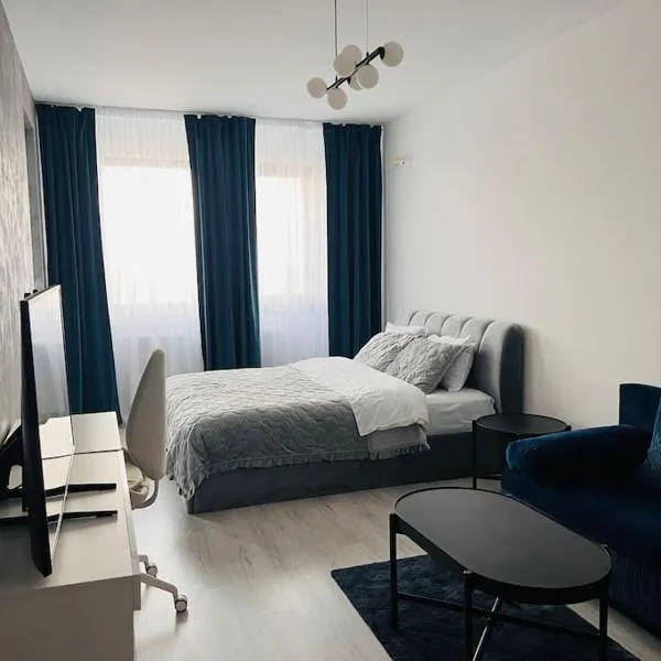 Stylish Urban Studio, Sky Garden – hotel w mieście Berceni