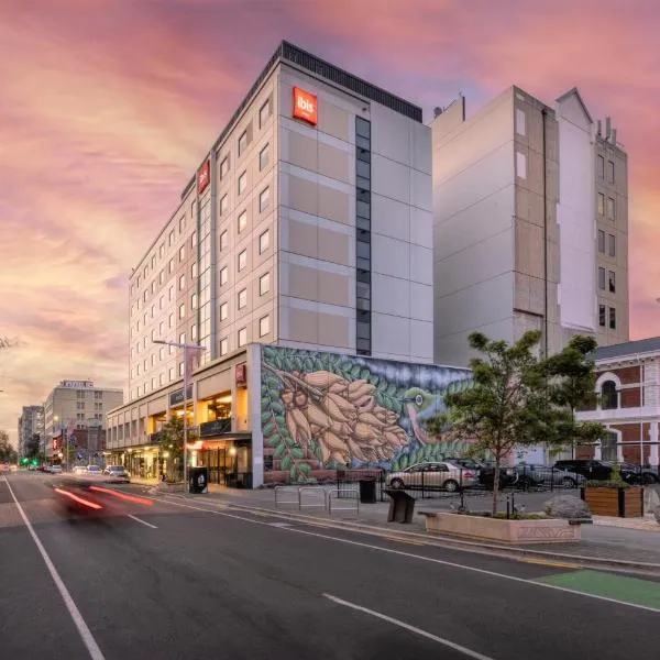 Ibis Christchurch, отель в Крайстчёрче