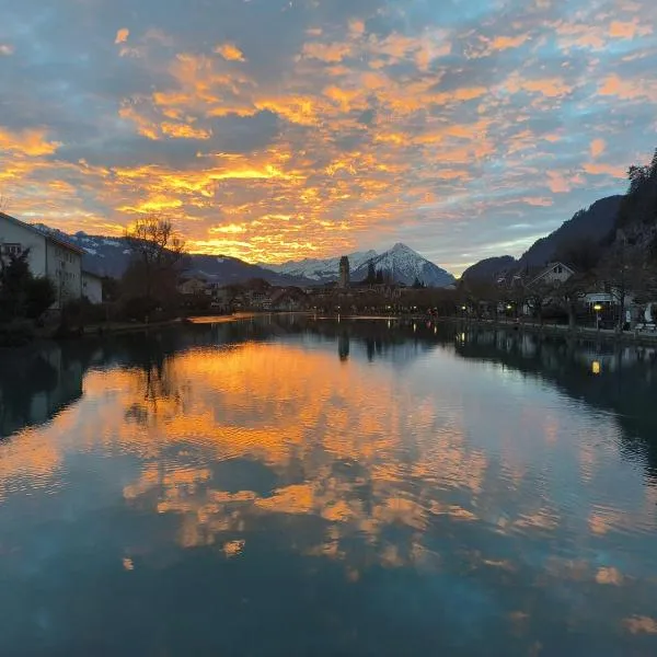 Swisshomeliday, hotel u gradu Interlaken