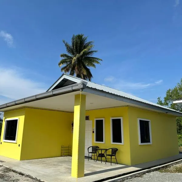 NoWa Residence Rumah Kuning: Mersing şehrinde bir otel