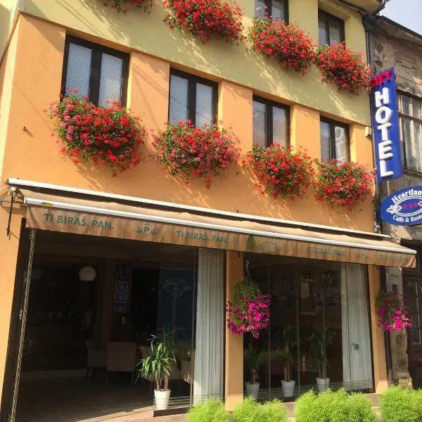 Heartland City B&B, hotell i Tuzla