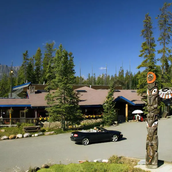 Sunwapta Falls Rocky Mountain Lodge, ξενοδοχείο στο Τζάσπερ