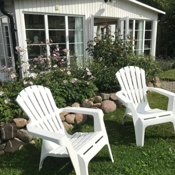 Blomstertantens Hus, hotel din Höllviken