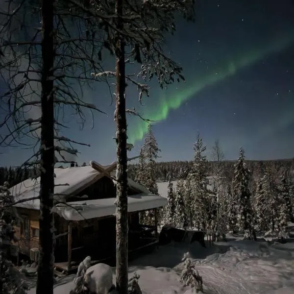 Lapland Riverside Cabin, Äkäsjoki Hideaway - Riverview, Traditional Sauna, Avanto, WiFi, Ski, Ylläs, hotel a Kolari