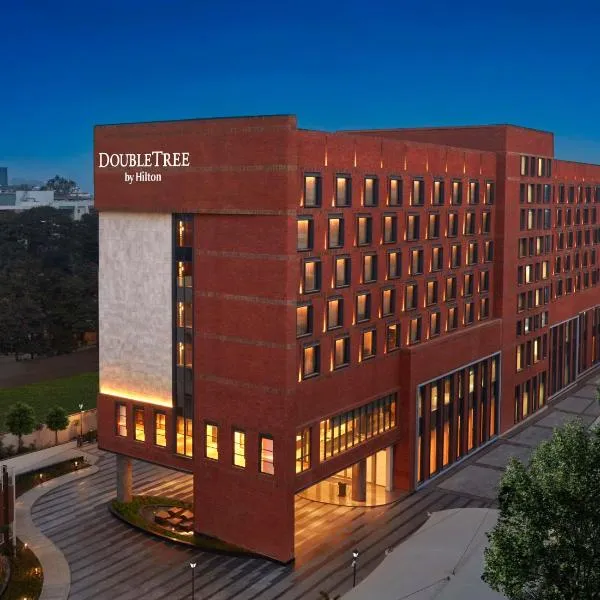 Doubletree By Hilton Bengaluru Whitefield，班加羅爾的飯店