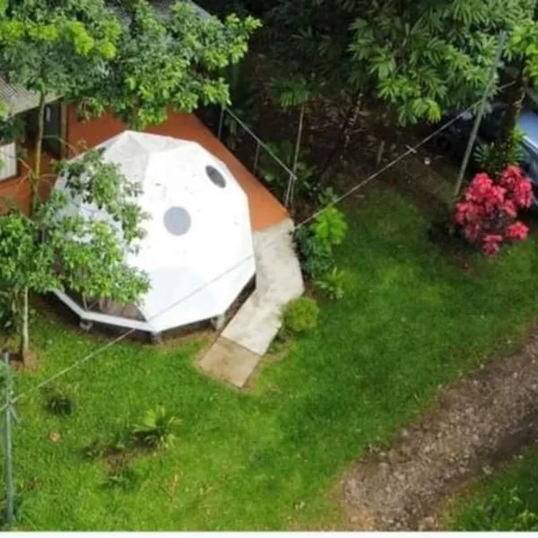 Glamping Naioth, hotel sa Guápiles