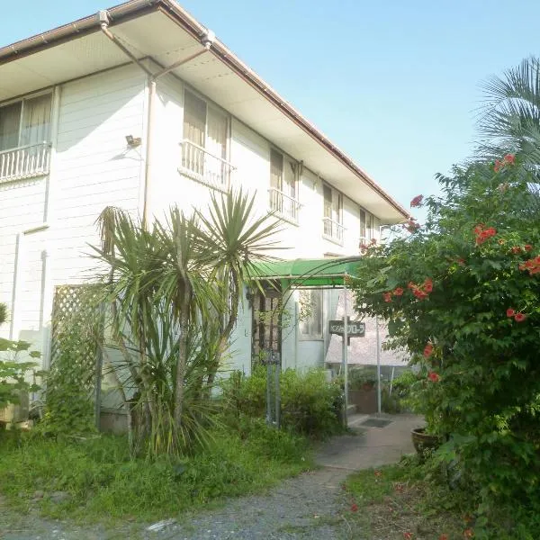 Pension Flora, hotel en Tateyama