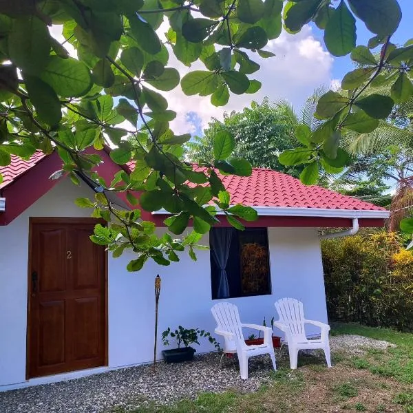 Casa Osa Azul, מלון בOjo de Agua