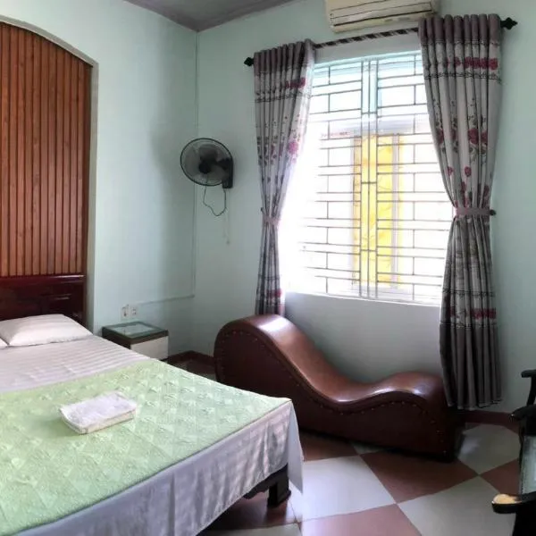 Ninh Nguyệt Motel, hotel a Xóm Ban