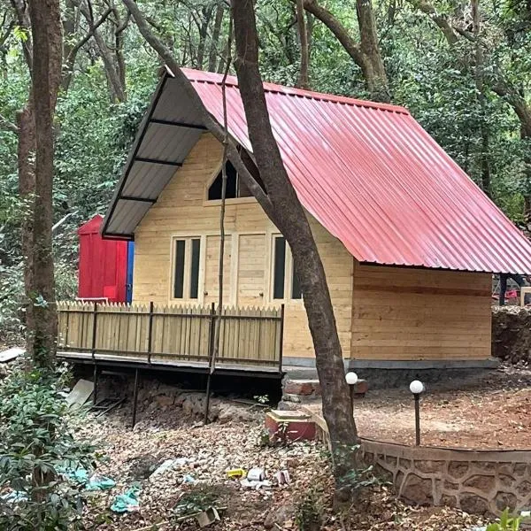 Nature Glamping, hotel di Matheran