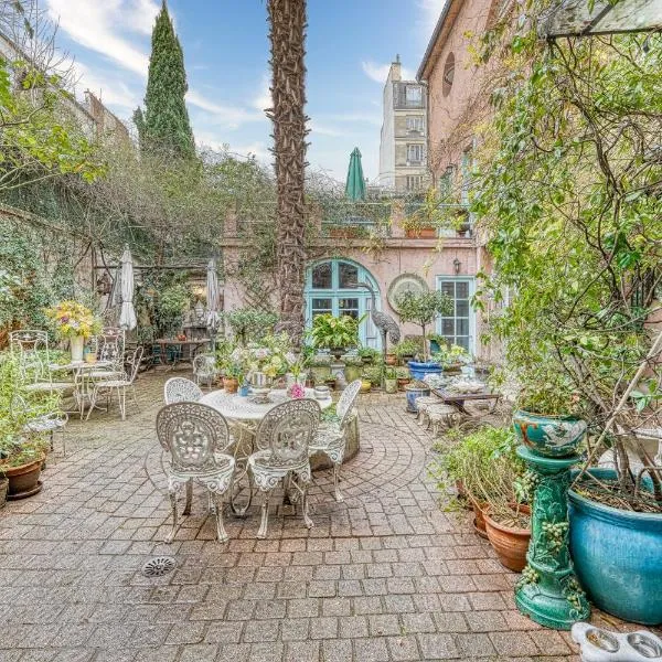 "Maison 1850 Paris 18" Chambre G avec terrasse et parking en option, hôtel à Paris