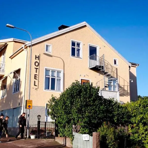 Adels Hotel, hotel di Fårbo