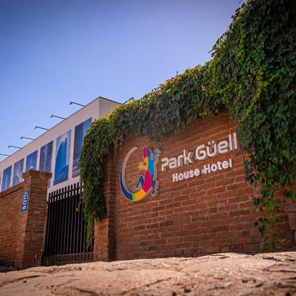 Park Güell House Hotel: Talca'da bir otel