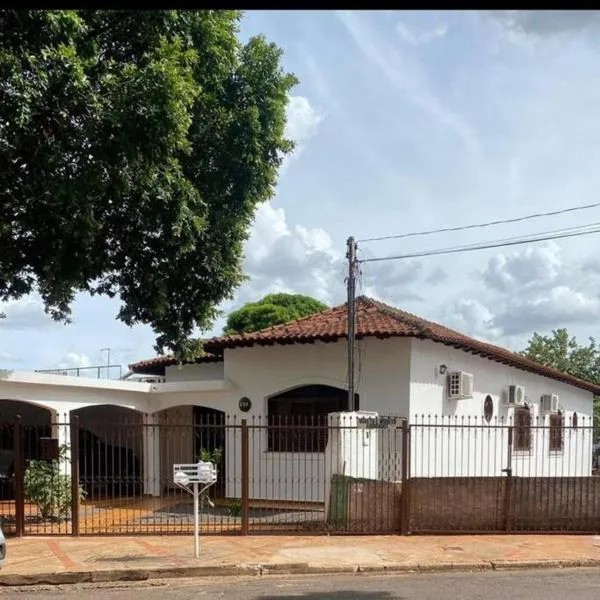 Casa espaçosa centro capital MS, hotel en Campo Grande