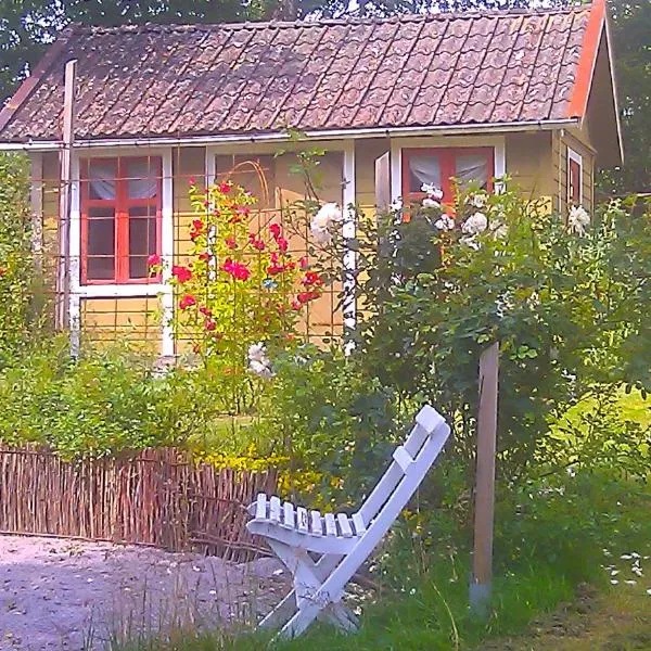 Boråkra Bed & Breakfast, хотел в Карлскруна