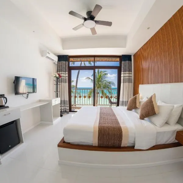 Heron Beach Hotel - The Best Maldivian Getaway in Dhiffushi,Maldives, хотел в Дифуши