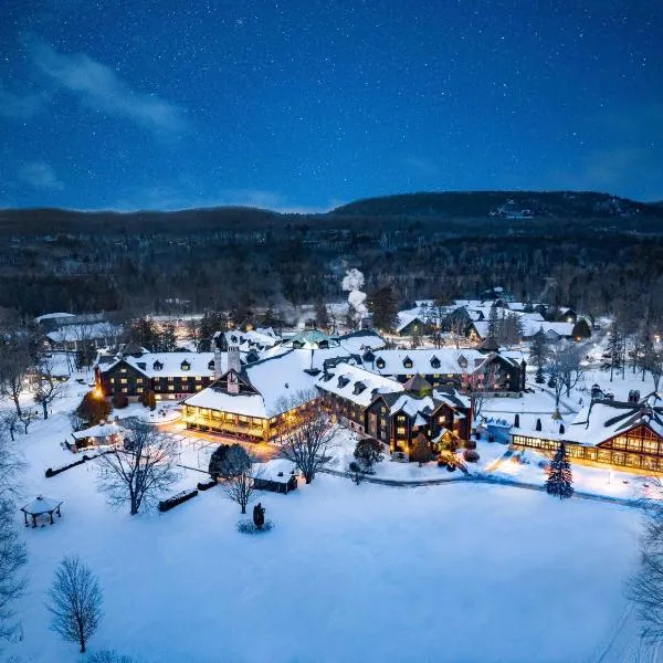 Fairmont Le Chateau Montebello, hotel di LʼOrignal