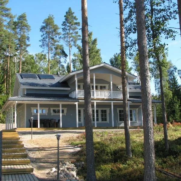 Lomapesä Cottages, hótel í Ripatti