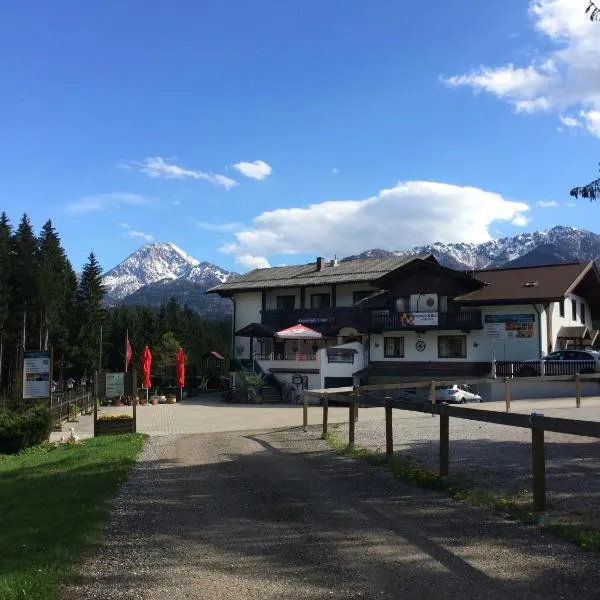 Karawanken Lodge, hotel di Villach