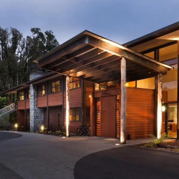 Te Waonui Forest Retreat, hotel di Whataroa