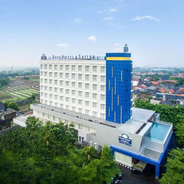 Days Hotel & Suites by Wyndham Jakarta Airport: Tangerang şehrinde bir otel