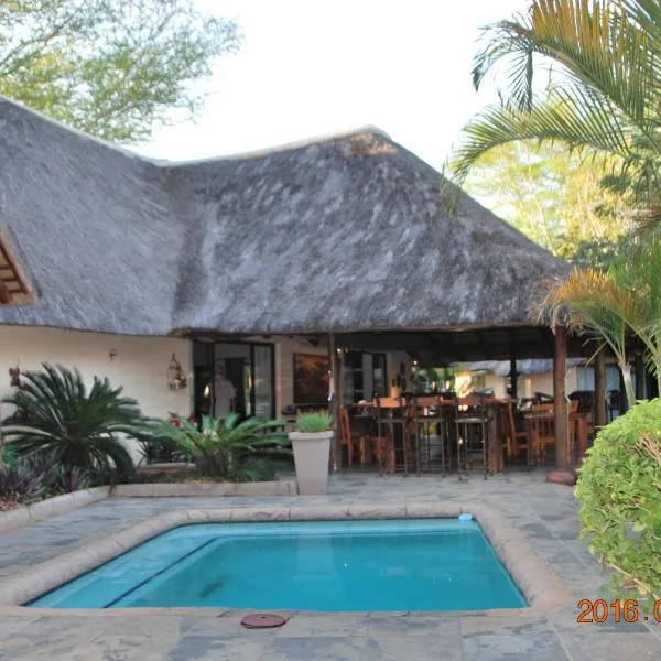 Acasia Guest Lodge, hotel sa Komatipoort