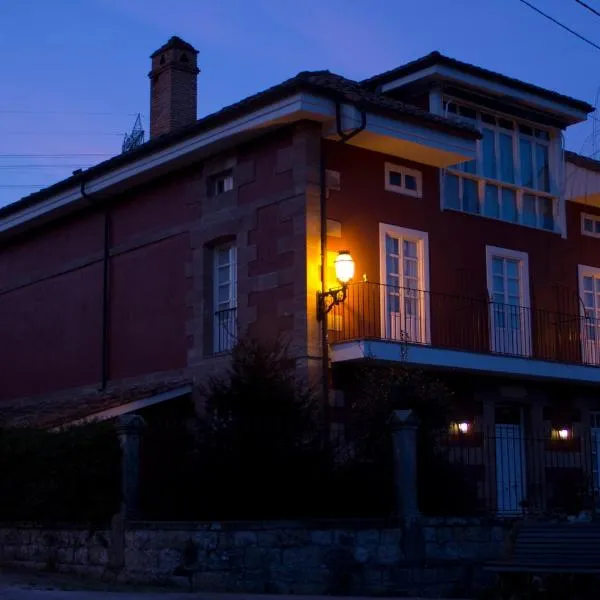 Posada El Marqués De Trancadorio, hotel di Cabezon de la Sal