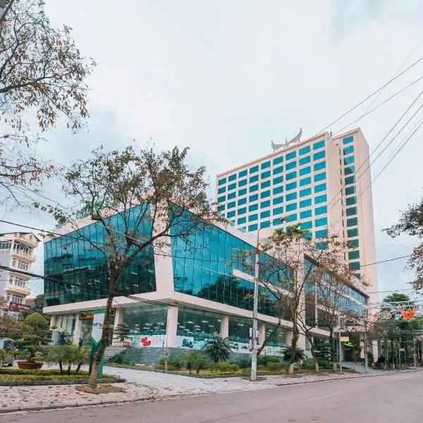 Viesnīca Muong Thanh Grand Lao Cai Hotel pilsētā Cốc Lếu