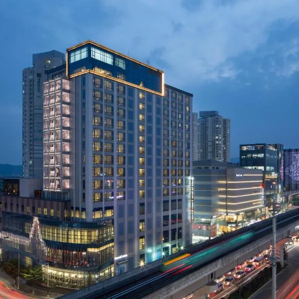 I Square Hotel, hotel en Changwon