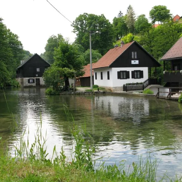 Holiday House Rastoke Pod Lipom, hotel v destinácii Slunj