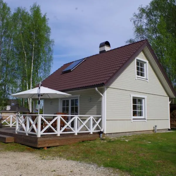 Ööbiku Holiday House, хотел в Valtina