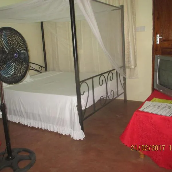 Fanaka Safaris Campsite & Lodges, hotel in Mto wa Mbu