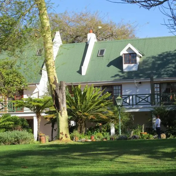 Cuckoos Nest Guest House, hotell i Louis Trichardt