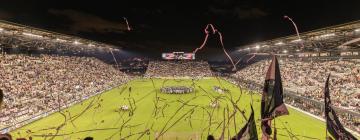 Fort Lauderdale Stadium: hotel