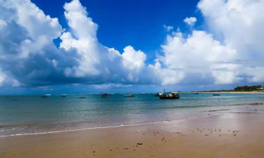 Strand Praia Guarajuba: Hotels in der Nähe