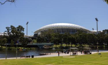 Viesnīcas netālu no apskates objekta kriketa laukums Adelaide Oval