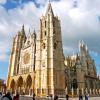 Hotels near Leon Cathedral