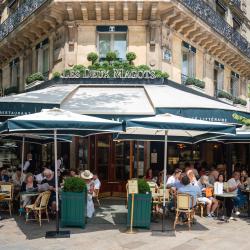 Les Deux Magots