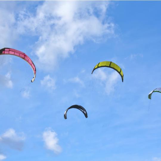 Kitesurfölés a Pollensa-öbölben