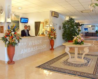 Hotel Weber Ambassador - Capri - Front desk