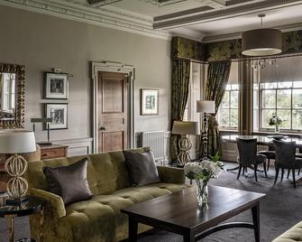 Crathorne Hall - Yarm - Living room