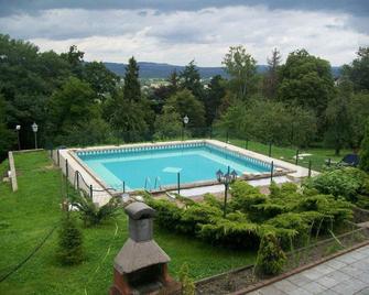 Hotel Ausspann - Heidenau - Piscina