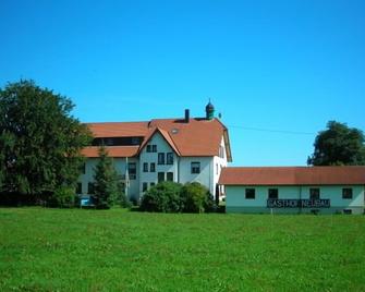 Hotel Gasthof zum Neubau - Kisslegg - Gebouw