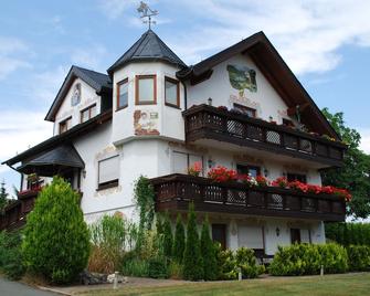 Hotel Alpenhof Das klingende Gasthaus - Markneukirchen - Edificio