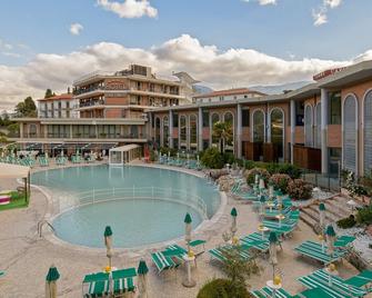 Hotel Terme Capasso - Contursi Terme - Piscina