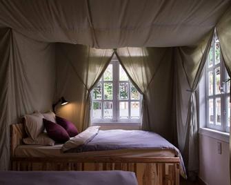 Yolo Camping House - Dalat - Bedroom