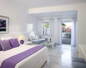 Santorini Kastelli Resort - เธียร่า - ห้องนอน